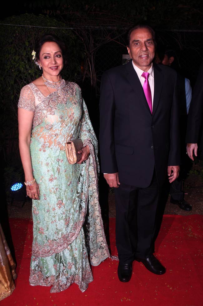 धर्मेंद्र और ड्रीम गर्ल हेमा मालिनी की बेटी आहना की शादी का एल्बम