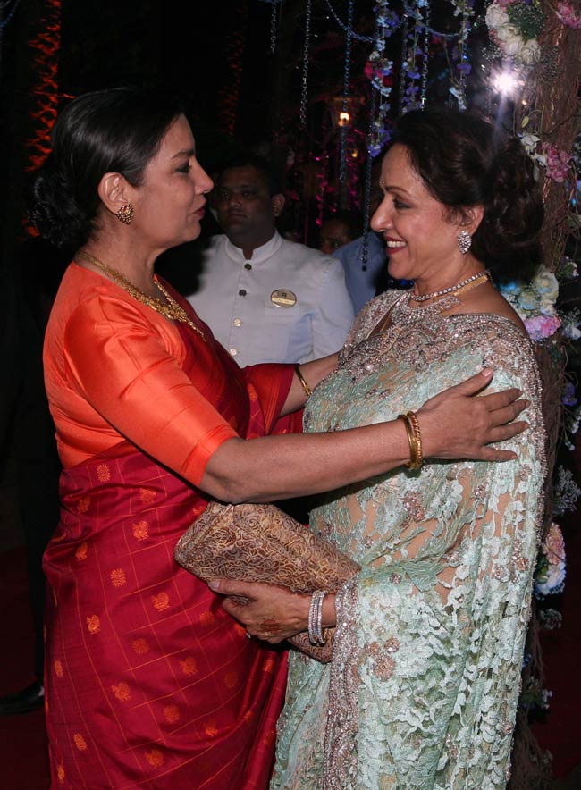 धर्मेंद्र और ड्रीम गर्ल हेमा मालिनी की बेटी आहना की शादी का एल्बम