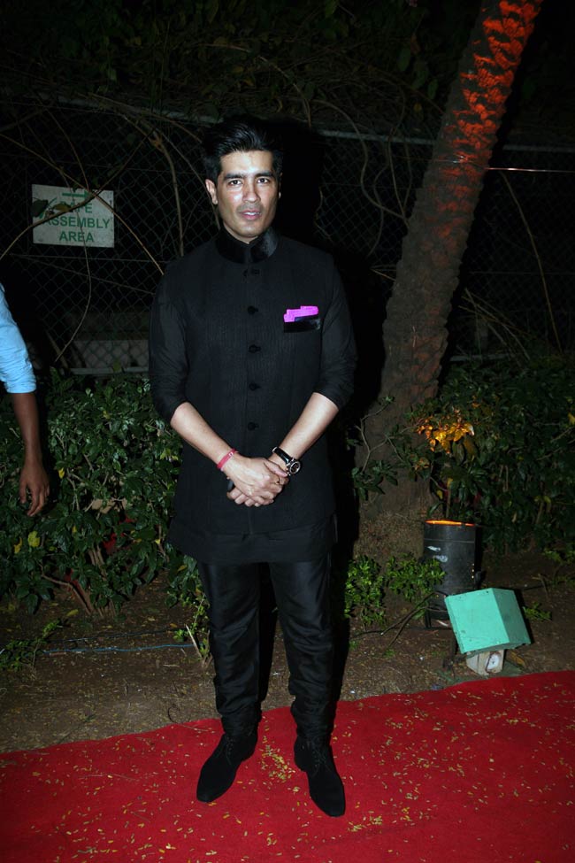 धर्मेंद्र और ड्रीम गर्ल हेमा मालिनी की बेटी आहना की शादी का एल्बम