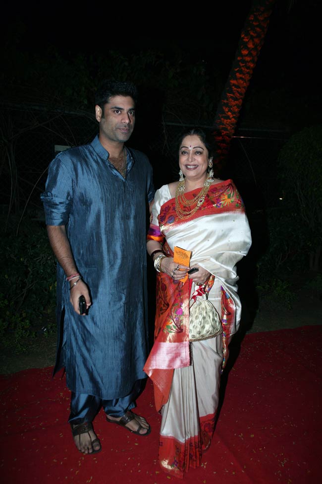 धर्मेंद्र और ड्रीम गर्ल हेमा मालिनी की बेटी आहना की शादी का एल्बम