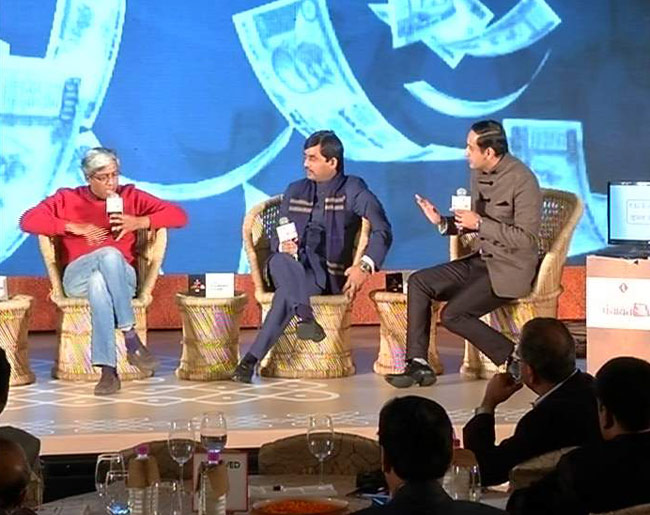 पंचायत आज तक में  राजीव शुक्‍ला और शाहनवाज हुसैन में जुबानी जंग