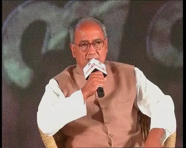 राहुल पीएम कैंडिडेट नहीं बने इसके लिए दिग्विजय सिंह को थैंक्सः रविशंकर प्रसाद