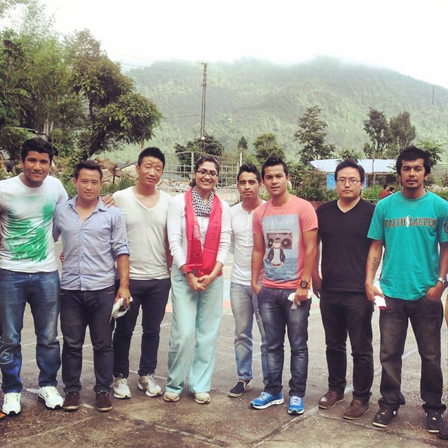 एक्ट्रेस गीतिका त्यागी की अनदेखी तस्वीरें...