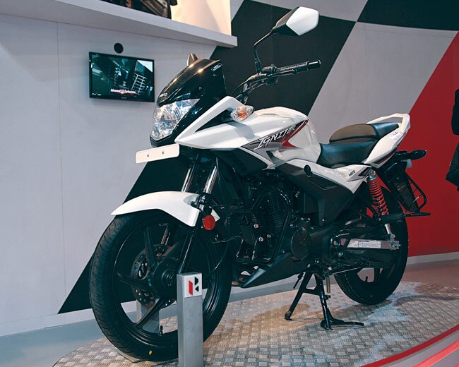 बाइक ऐसी-ऐसी कि निगाहें थम जाएं...