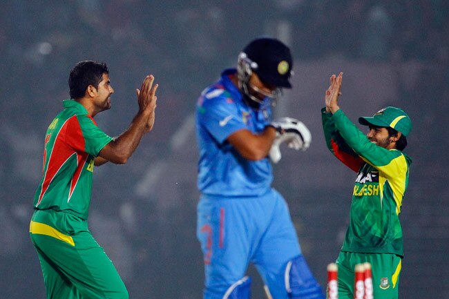 एशिया कपः विराट की सेंचुरी, भारत का विजयी आगाज