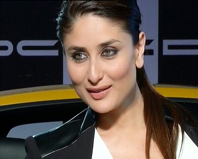 ऑटो एक्सपो 2014 में करीना कपूर के अंदाज