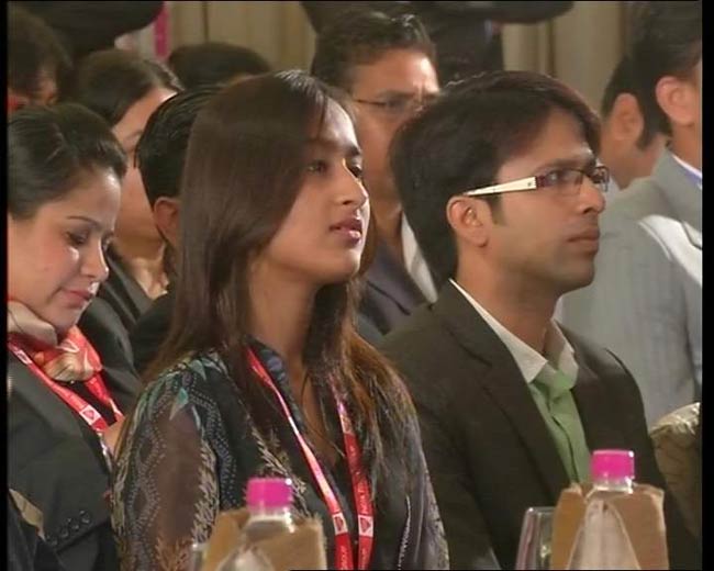 'महंगाई डायन वोट खाय जात है' में छिड़ी गरमा-गरम बहस