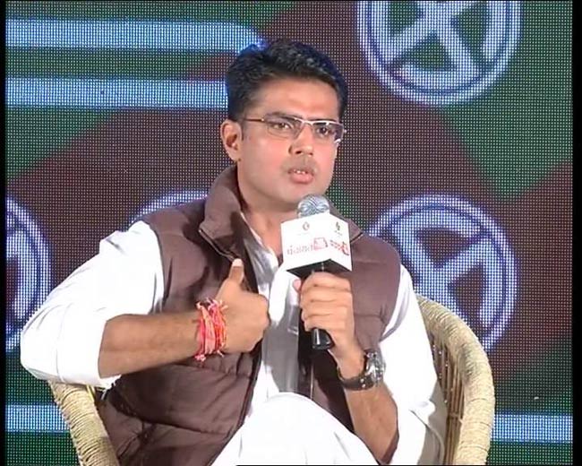 'महंगाई डायन वोट खाय जात है' में छिड़ी गरमा-गरम बहस