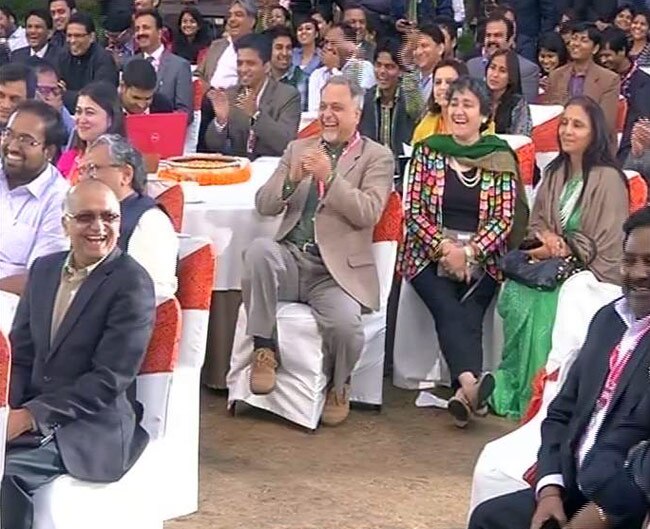 पंचायत आज तक में वो कलाकार, जिन्होंने चुनी राजनीति की राह