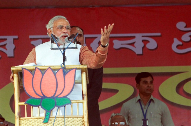 रैली दर रैली बदल रहा है मोदी का रंग-रूप