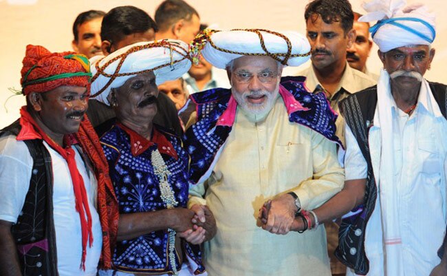 रैली दर रैली बदल रहा है मोदी का रंग-रूप