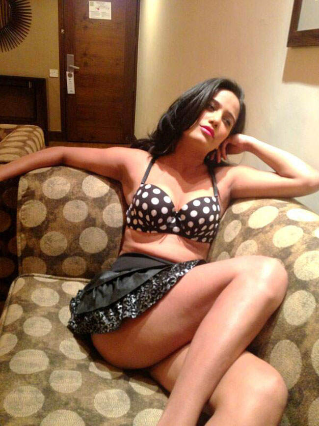 आज पूनम पांडे का जन्मदिन है, आप भी बधाई दें