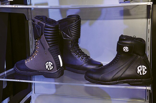 बाइक ऐसी-ऐसी कि निगाहें थम जाएं...