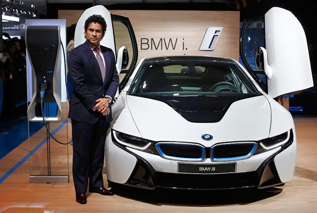 ऑटो एक्सपो 2014: सचिन, करीना, रणबीर और प्रियंका ने बढ़ाई रौनक