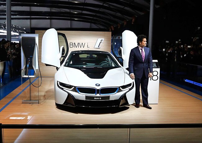 ऑटो एक्सपो 2014: सचिन, करीना, रणबीर और प्रियंका ने बढ़ाई रौनक