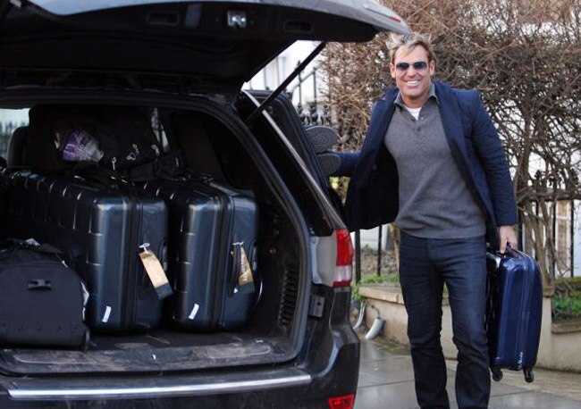 करोड़पति ब्रा टायकून से होटल के कमरे में शेन वार्ने की गुप्त मुलाकात!