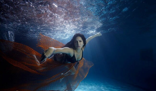 हसीनाएं, जिन्‍होंने बिकिनी पहन पानी में लगाई आग...