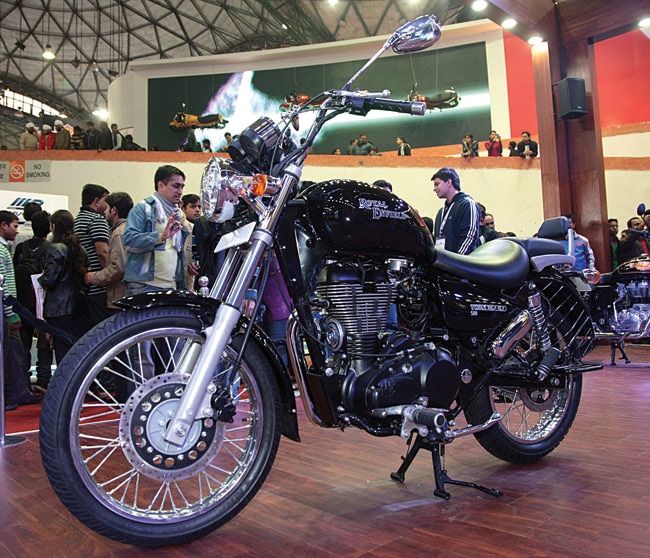 बाइक ऐसी-ऐसी कि निगाहें थम जाएं...