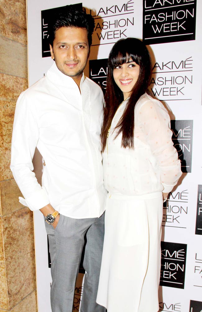 लैक्मे फैशन वीक में पहुंचे लवबर्ड्स अरमान-तनीषा, कल्कि, जेनेलिया