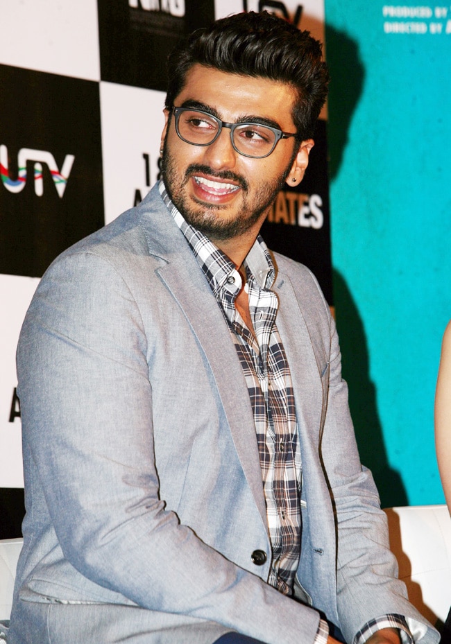 '2 स्‍टेट्स' के ट्रेलर रिलीज पर आलिया और अर्जुन की जोड़ी