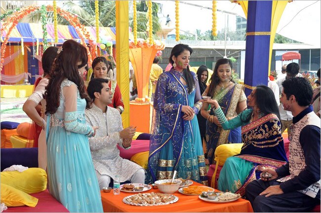 छोटे पर्दे के सितारों का होली धमाल, रंग, मस्‍ती और गुलाल