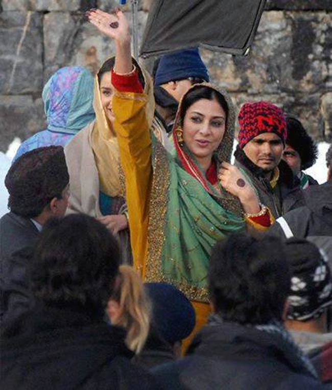 कश्‍मीर की घाटी में फिल्‍म 'हैदर' की शूटिंग की तस्‍वीरें