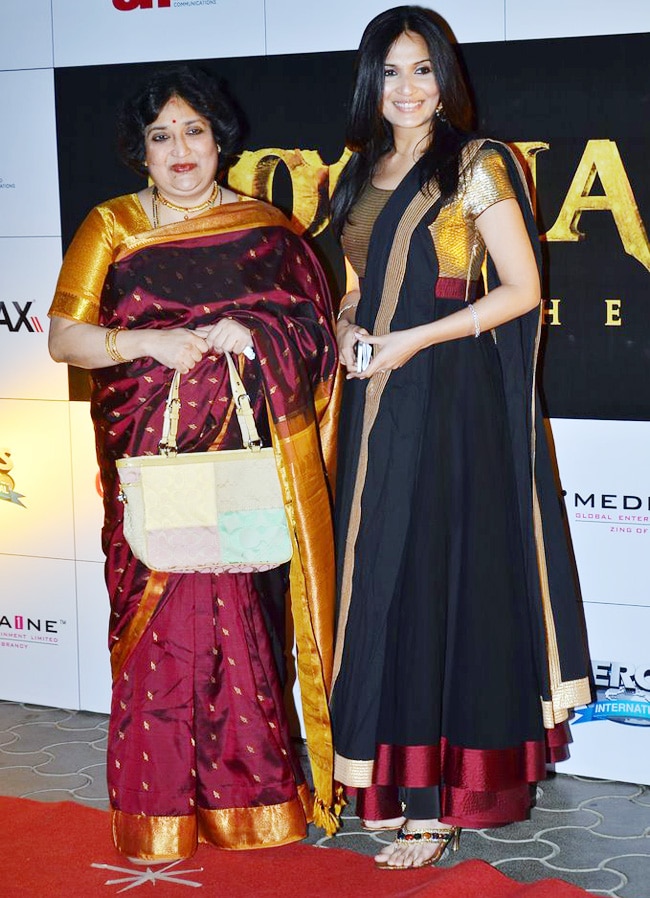 बिग बी ने लॉन्च किया रजनीकांत की फिल्म 'कोचादेयान' का हिन्दी ट्रेलर