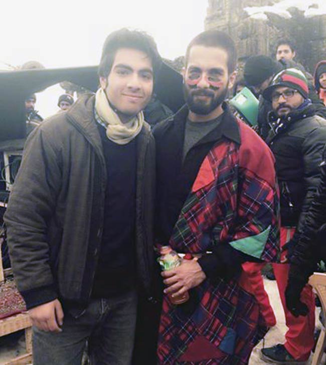 कश्‍मीर की घाटी में फिल्‍म 'हैदर' की शूटिंग की तस्‍वीरें