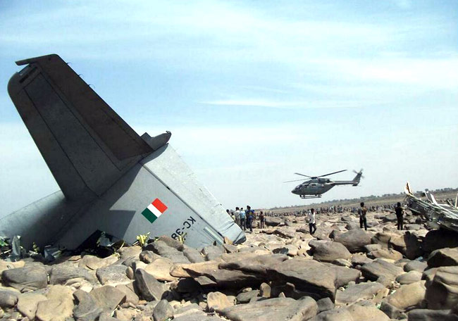 वायुसेना का सबसे बड़ा मालवाहक जहाज सी-130जे सुपर हरक्यूलिस क्रैश