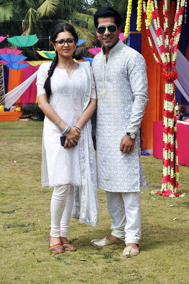 छोटे पर्दे के सितारों का होली धमाल, रंग, मस्‍ती और गुलाल