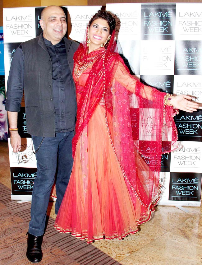 लैक्मे फैशन वीक में पहुंचे लवबर्ड्स अरमान-तनीषा, कल्कि, जेनेलिया