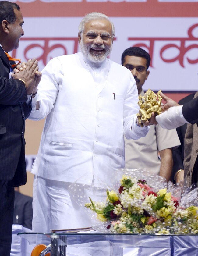 वकीलों की समस्याओं को सुनने दिल्ली पहुंचे नरेंद्र मोदी