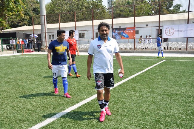 फुटबॉल खेलने पहुंची बॉलीवुड की युवा ब्रिगेड