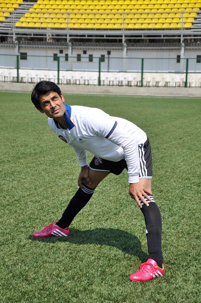 फुटबॉल खेलने पहुंची बॉलीवुड की युवा ब्रिगेड