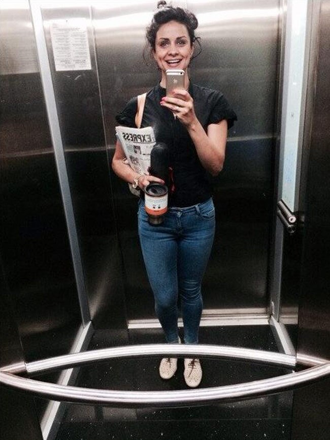 सेल्फी क्वीन हैं AAP की चंडीगढ़ उम्मीदवार गुल पनाग