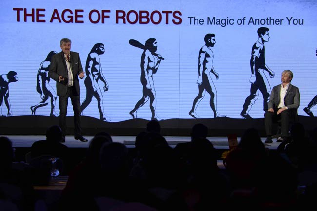 इंडिया टुडे कॉन्क्लेव 2014: ये रोबोट है या इंसान!