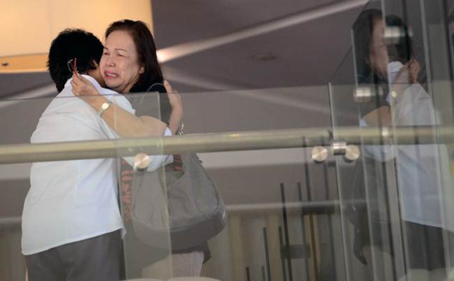 मलेशिया एयरलाइंस के विमान को क्‍या समुद्र निगल गया?