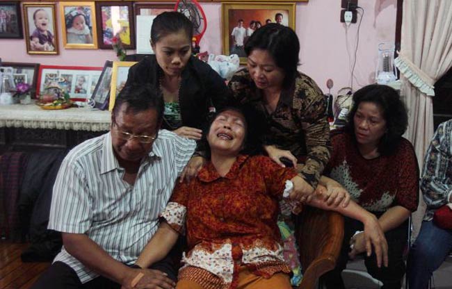 मलेशिया एयरलाइंस के विमान को क्‍या समुद्र निगल गया?