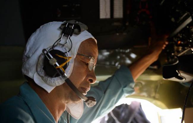 मलेशिया एयरलाइंस के विमान को क्‍या समुद्र निगल गया?