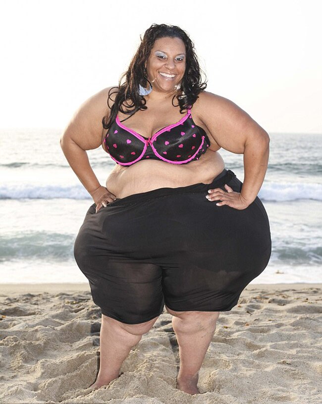 दुनिया के सबसे बड़े कूल्‍हों वाली महिला