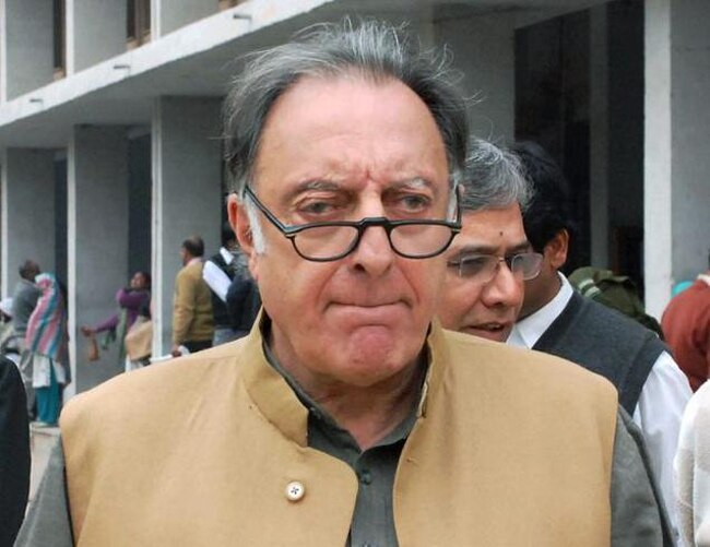 क्रिकेट पिच से सियासी गलियारों में पहुंचे ये दिग्गज...