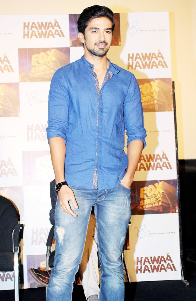 श्रीदेवी ने जारी किया 'हवा हवाई' का ट्रेलर