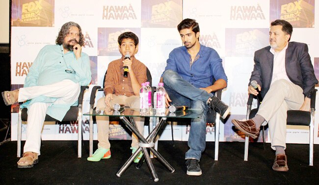 श्रीदेवी ने जारी किया 'हवा हवाई' का ट्रेलर