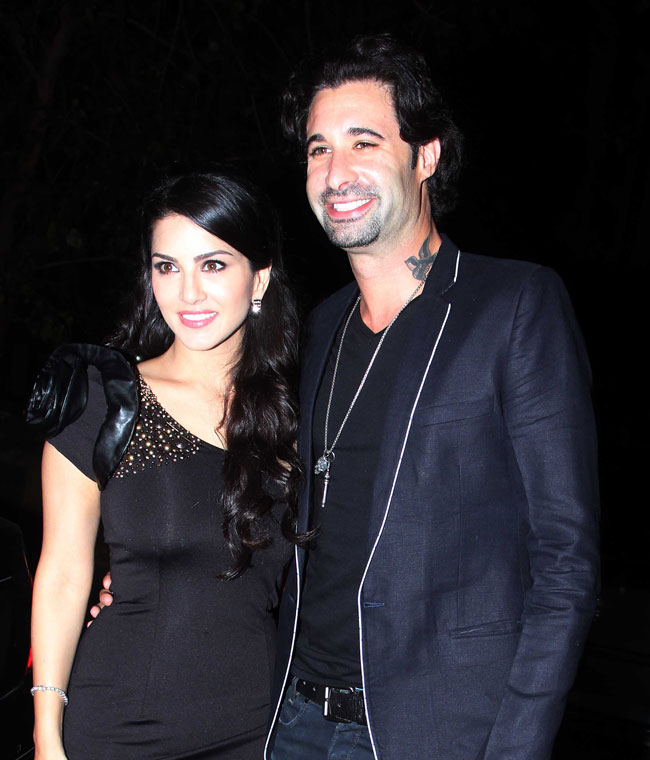 रागिनी MMS 2 सुपरहिट, खूब जमी ‘बेबी डॉल’ पार्टी