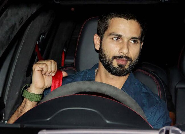 दीपिका, रणवीर, परिणिति पहुंचे ‘2 स्‍टेट्स’ की स्‍क्रीनिंग पर