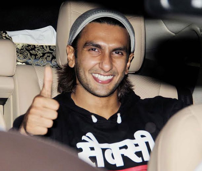 दीपिका, रणवीर, परिणिति पहुंचे ‘2 स्‍टेट्स’ की स्‍क्रीनिंग पर