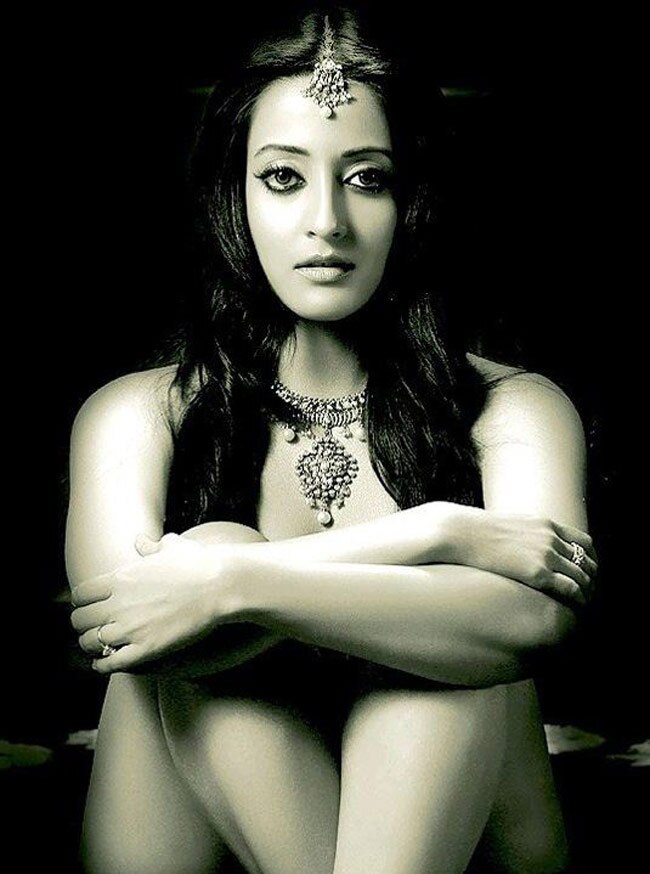 30 साल से ऊपर की बॉलीवुड बालाएं, लेकिन अभी भी कुंआरी