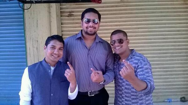 छठा चरण: लोकसभा चुनाव में आपका वोट, आपकी तस्‍वीर...