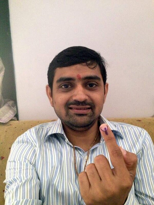 छठा चरण: लोकसभा चुनाव में आपका वोट, आपकी तस्‍वीर...