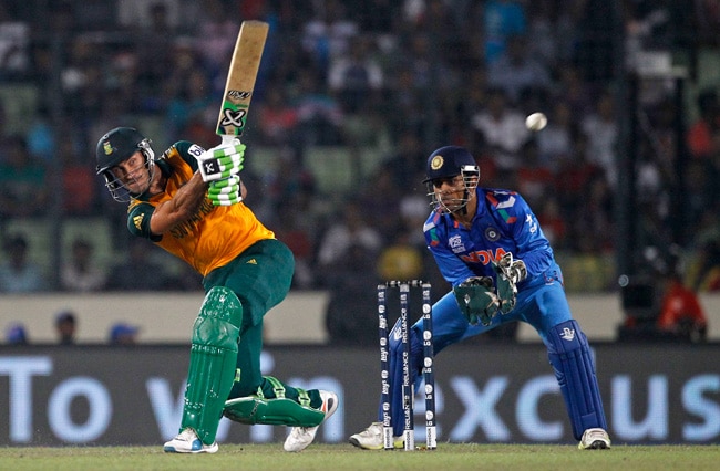 विराट ने दिलाई टीम इंडिया को जीत, धोनी ने जीता दिल